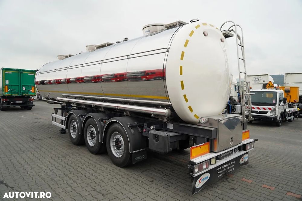 Spitzer REZERVOR ALIMENTE / 3 COMPARTIMENTE / 30.000 L / AXĂ RIDICABILĂ / SAF - 5