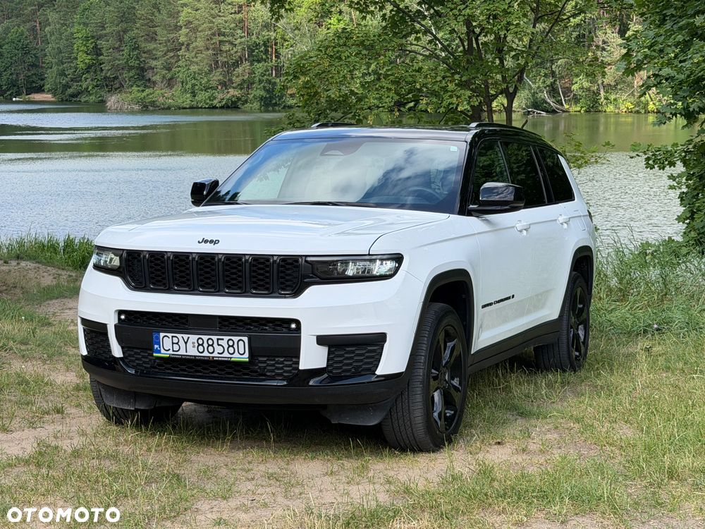 Jeep Grand Cherokee - 19