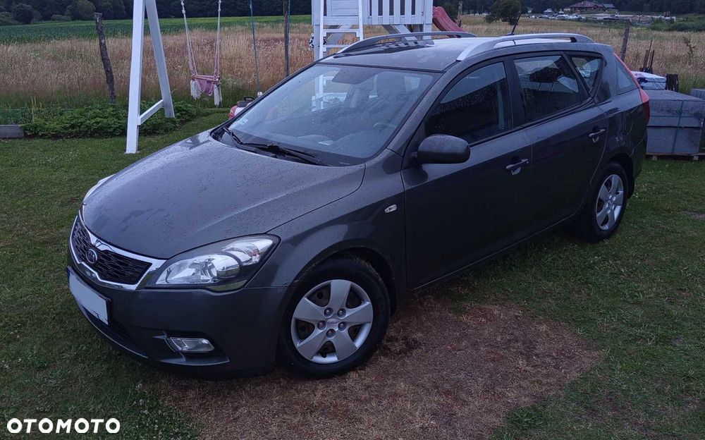 Kia Ceed - 3