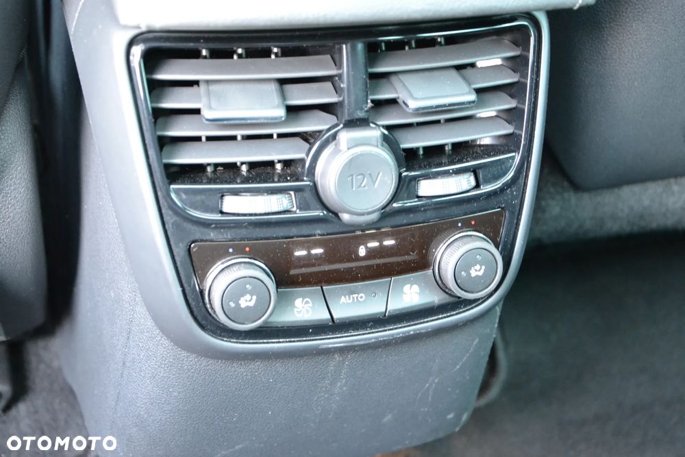 Peugeot 508 BlueHDi FAP 180 Automatik Stop&Start Allure - 34