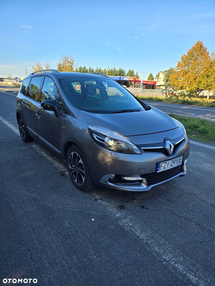 Renault Grand Scenic - 9