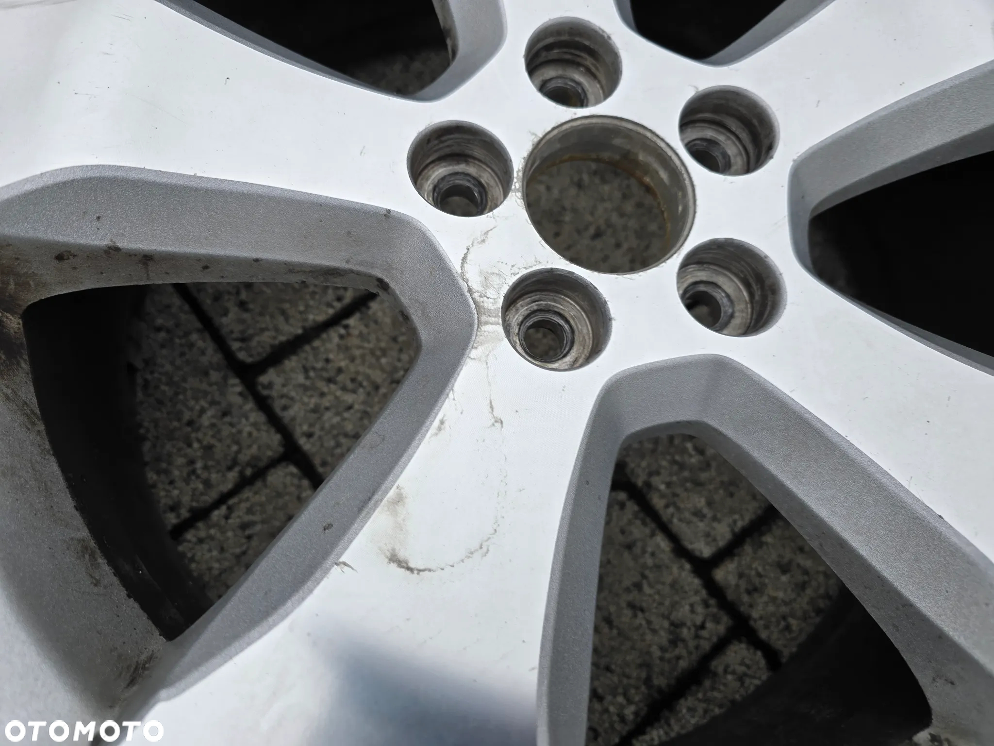 Koła SUBARU Forester SH Outback BR felgi Alumiowe Oryginał 7Jx17 et48 ch 56,1 opony 225/55r17 - 6