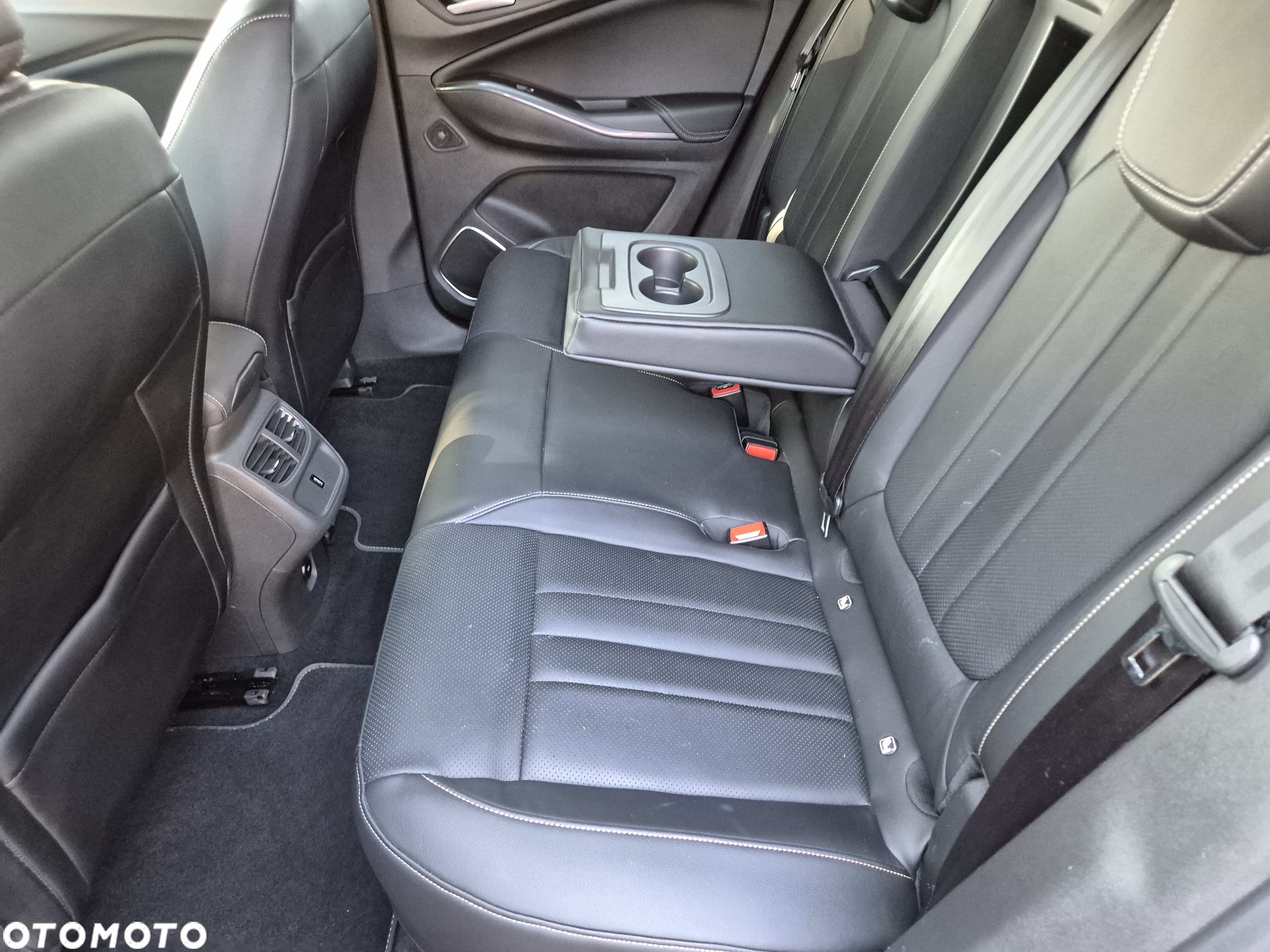 Opel Grandland X - 16