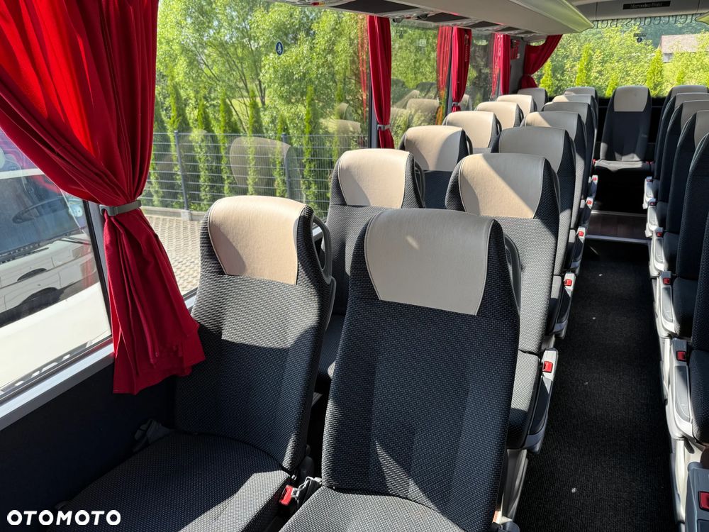 Mercedes-Benz Tourismo RHD M - 16