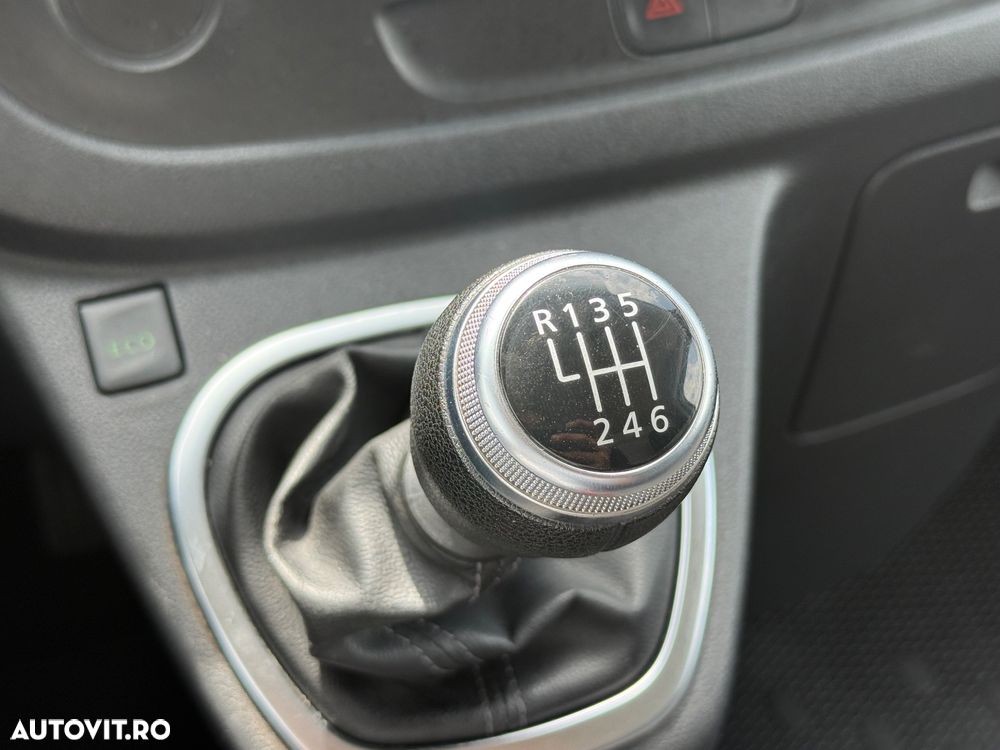 Renault Trafic Grand Combi Life - 8
