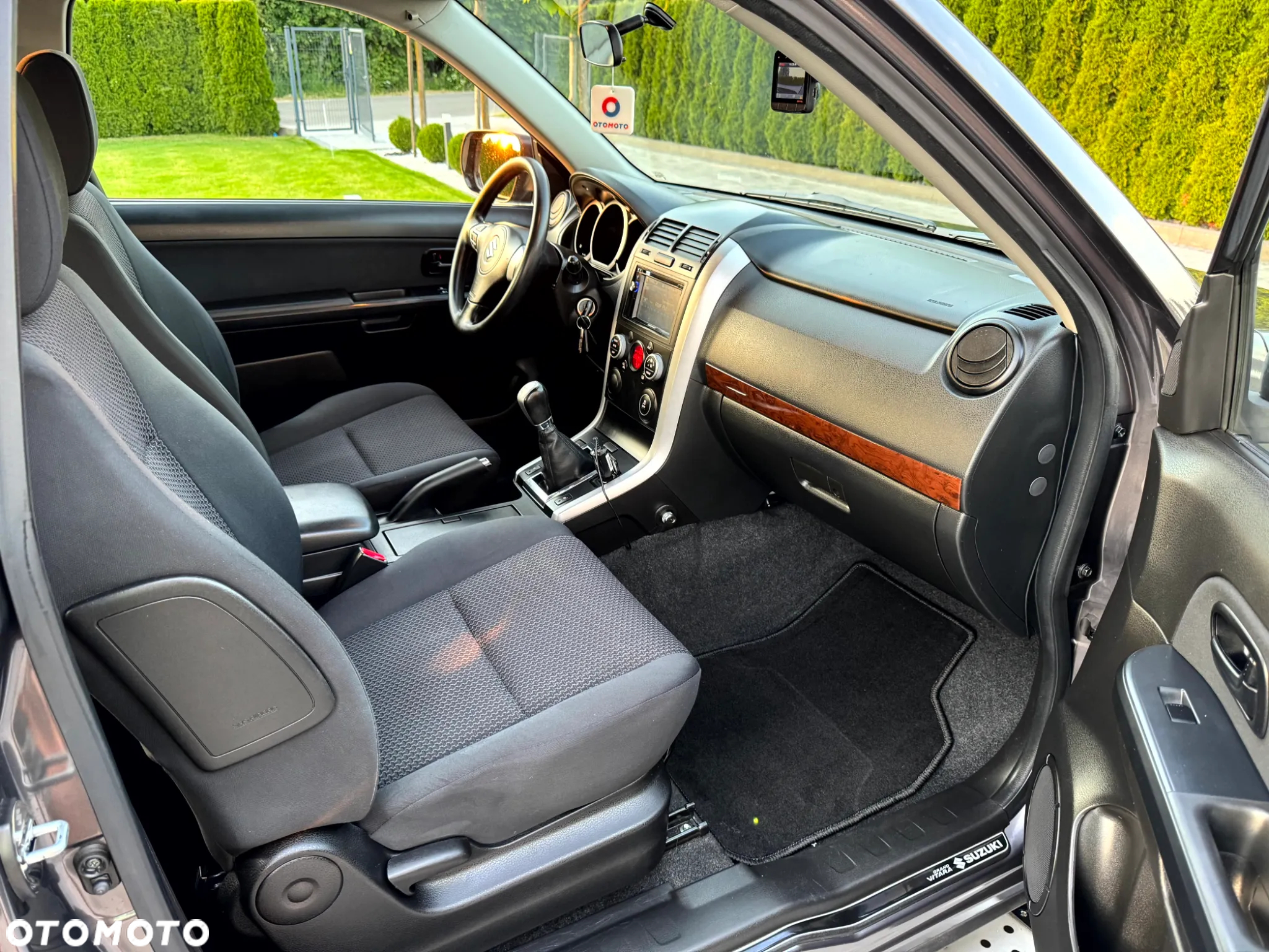 Suzuki Grand Vitara 1.6 Comfort - 12