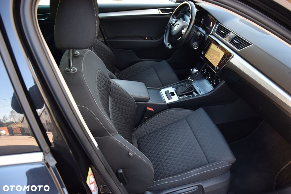 Skoda Superb 2.0 TDI Sportline DSG7 - 11