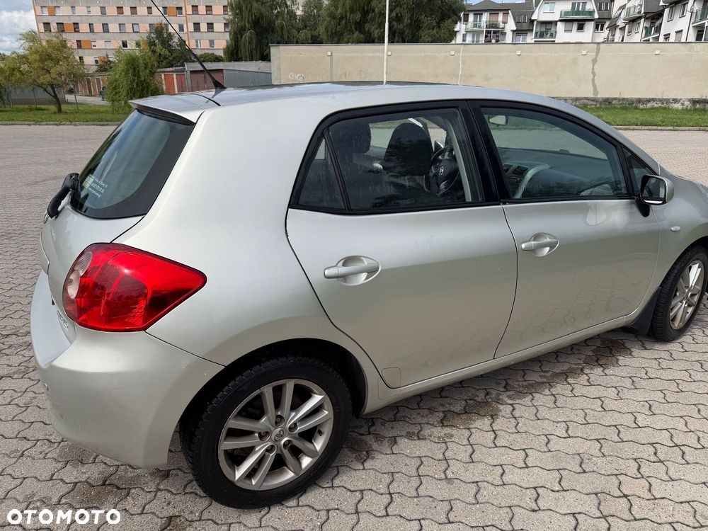 Toyota Auris 1.6 VVT-i Premium - 6