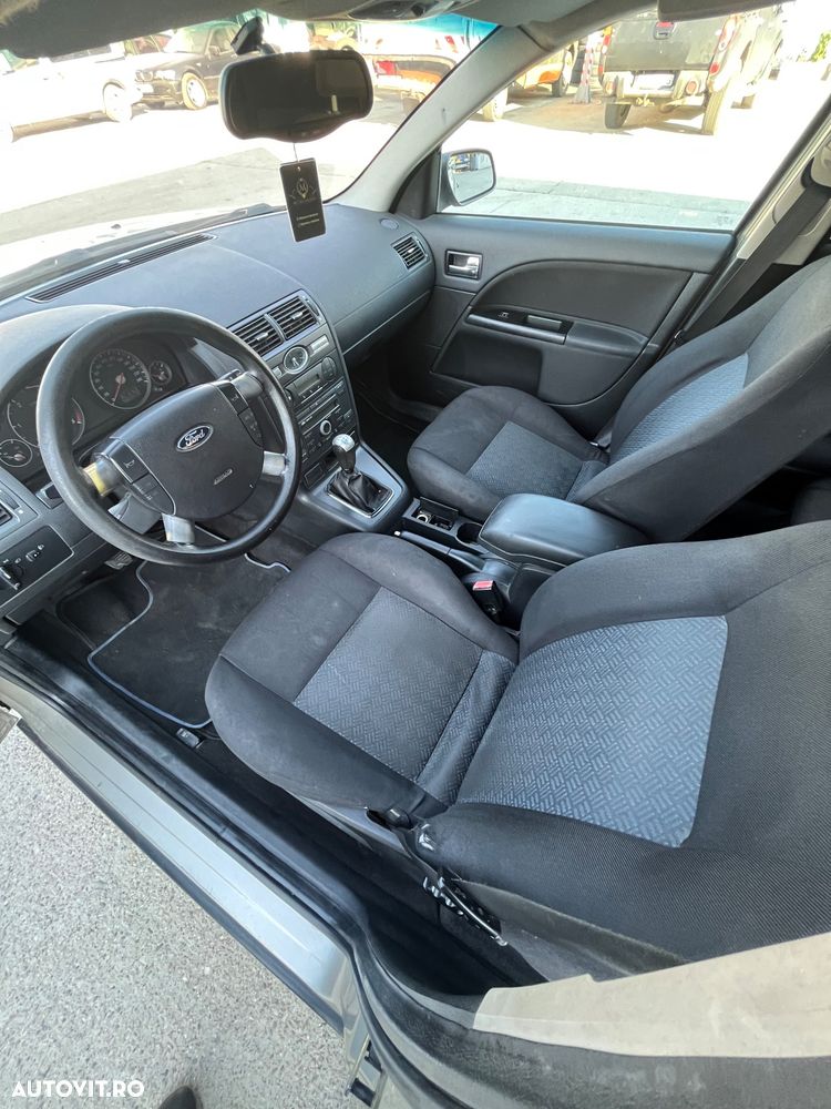 Ford Mondeo 2.0 TDCI Ghia - 6