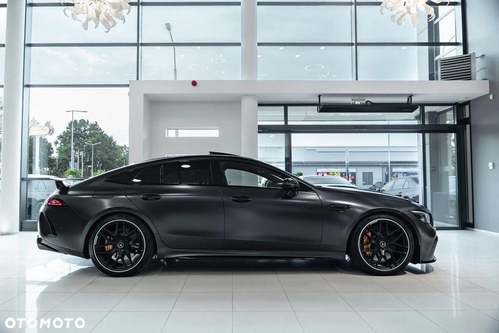 Mercedes-Benz AMG GT - 16