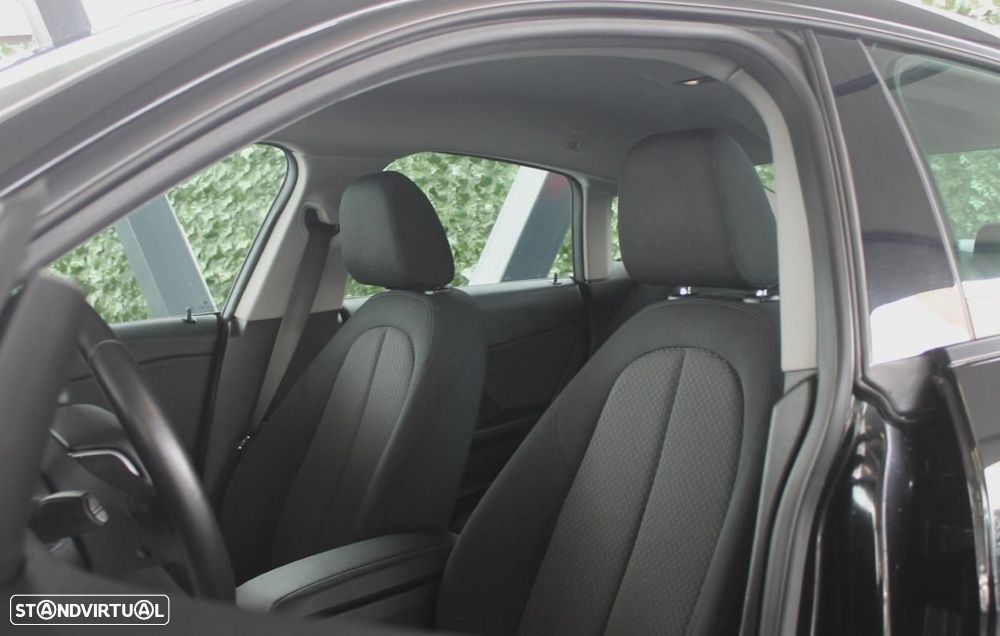 BMW 216 Gran Coupé d Advantage - 9