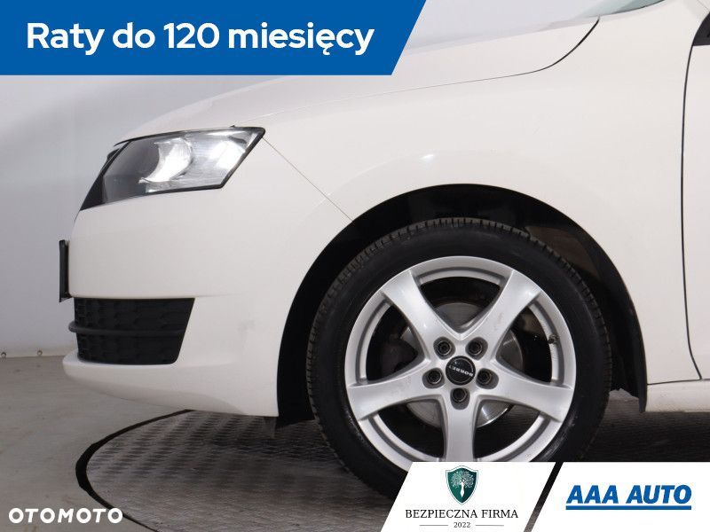Skoda RAPID - 16