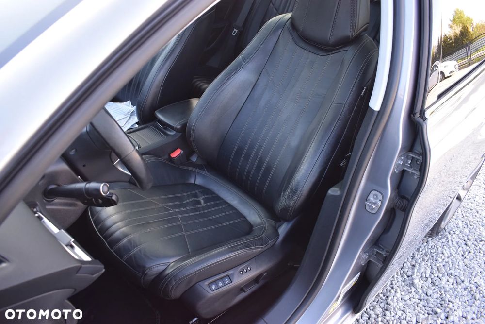 Peugeot 308 1.2 PureTech Allure S&S - 7