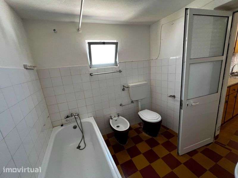 Vende-se casa em Moncarapacho - Grande imagem: 5/12