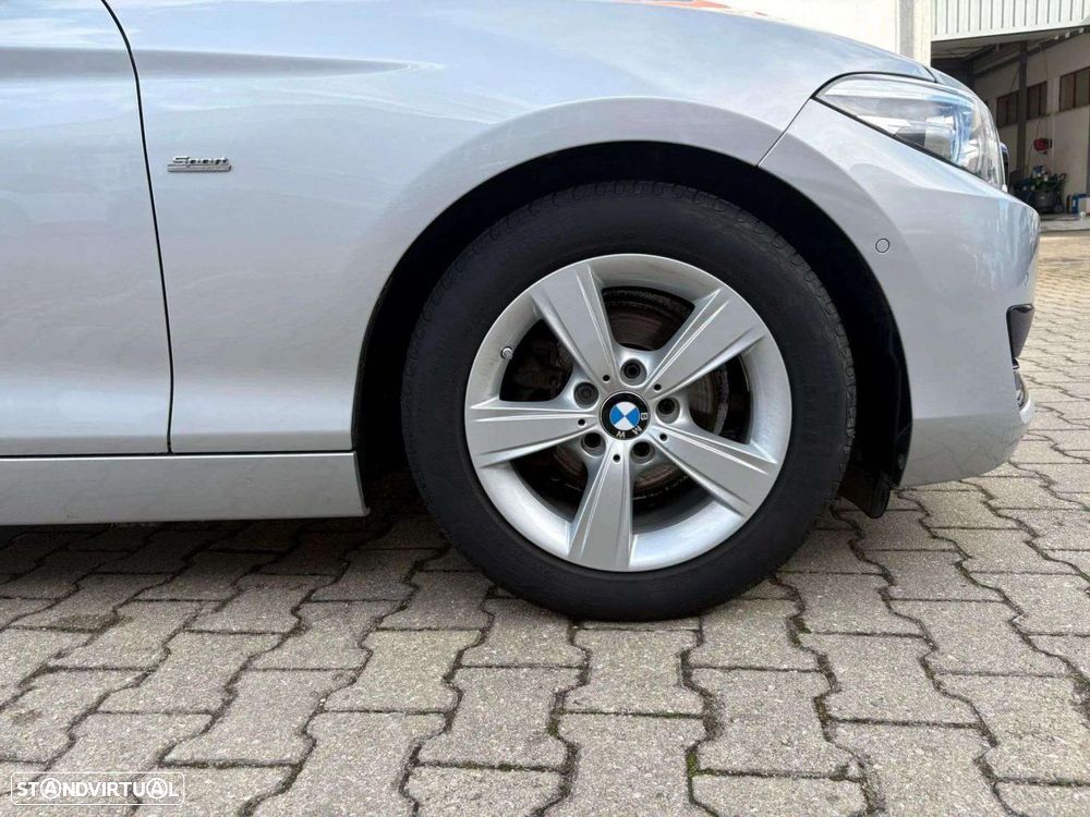 BMW 218 i Coupe Line Sport Auto - 9
