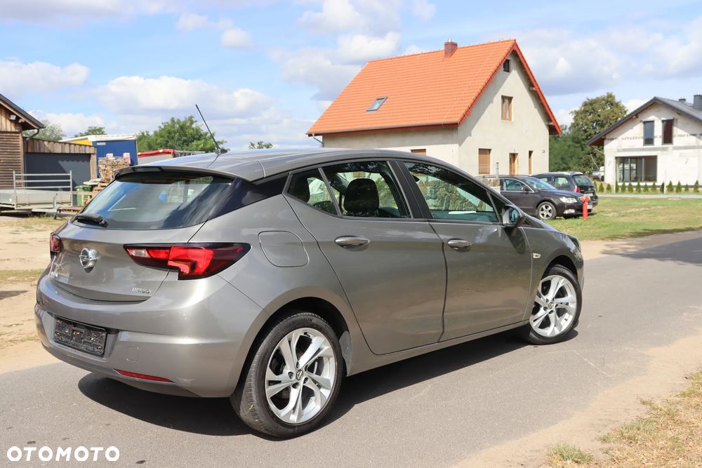 Opel Astra - 4