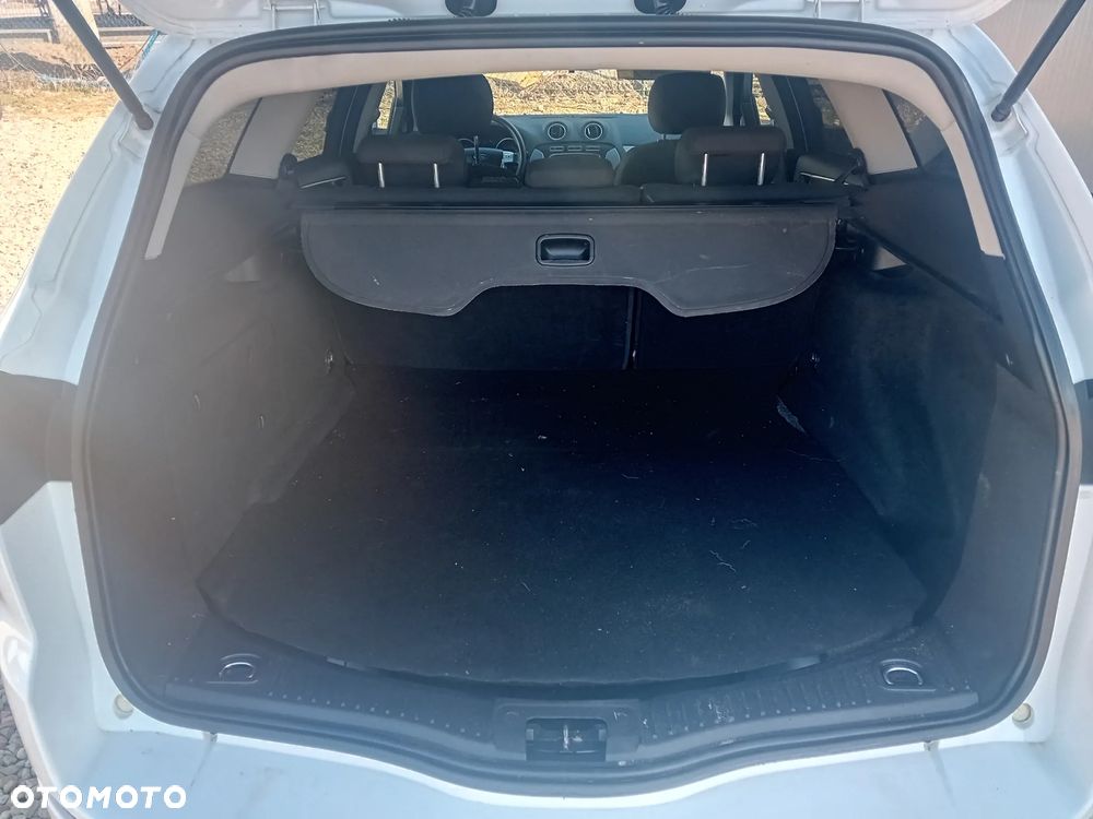 Ford Mondeo SW - 9