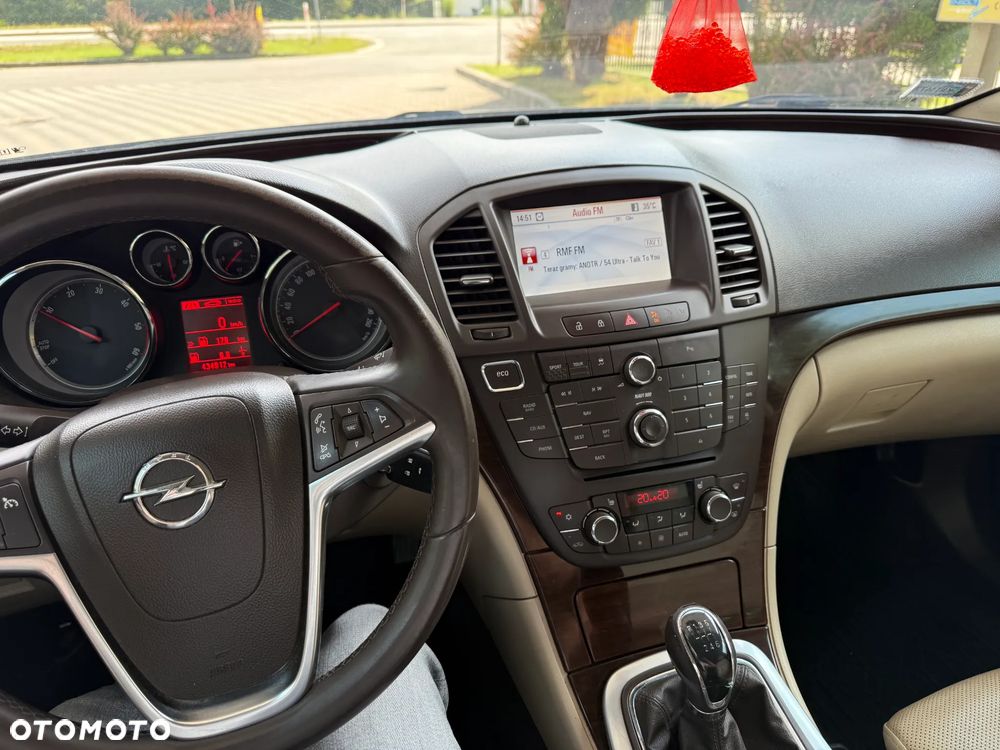 Opel Insignia - 19