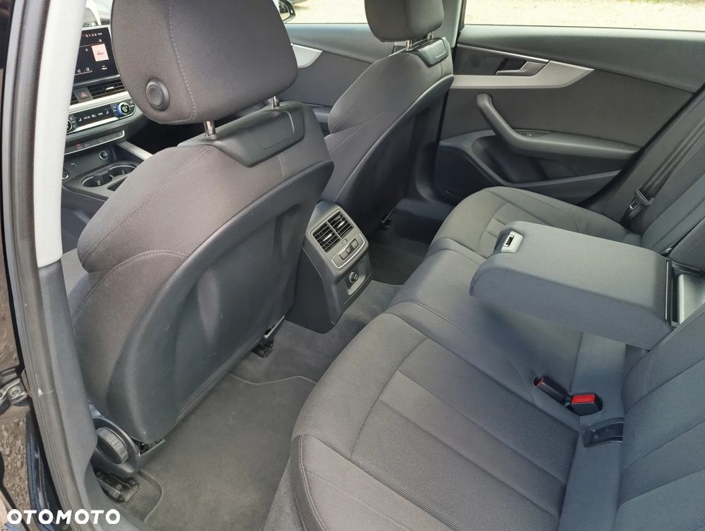 Audi A4 Limousine 35 TDI mHEV Advanced S tronic - 16