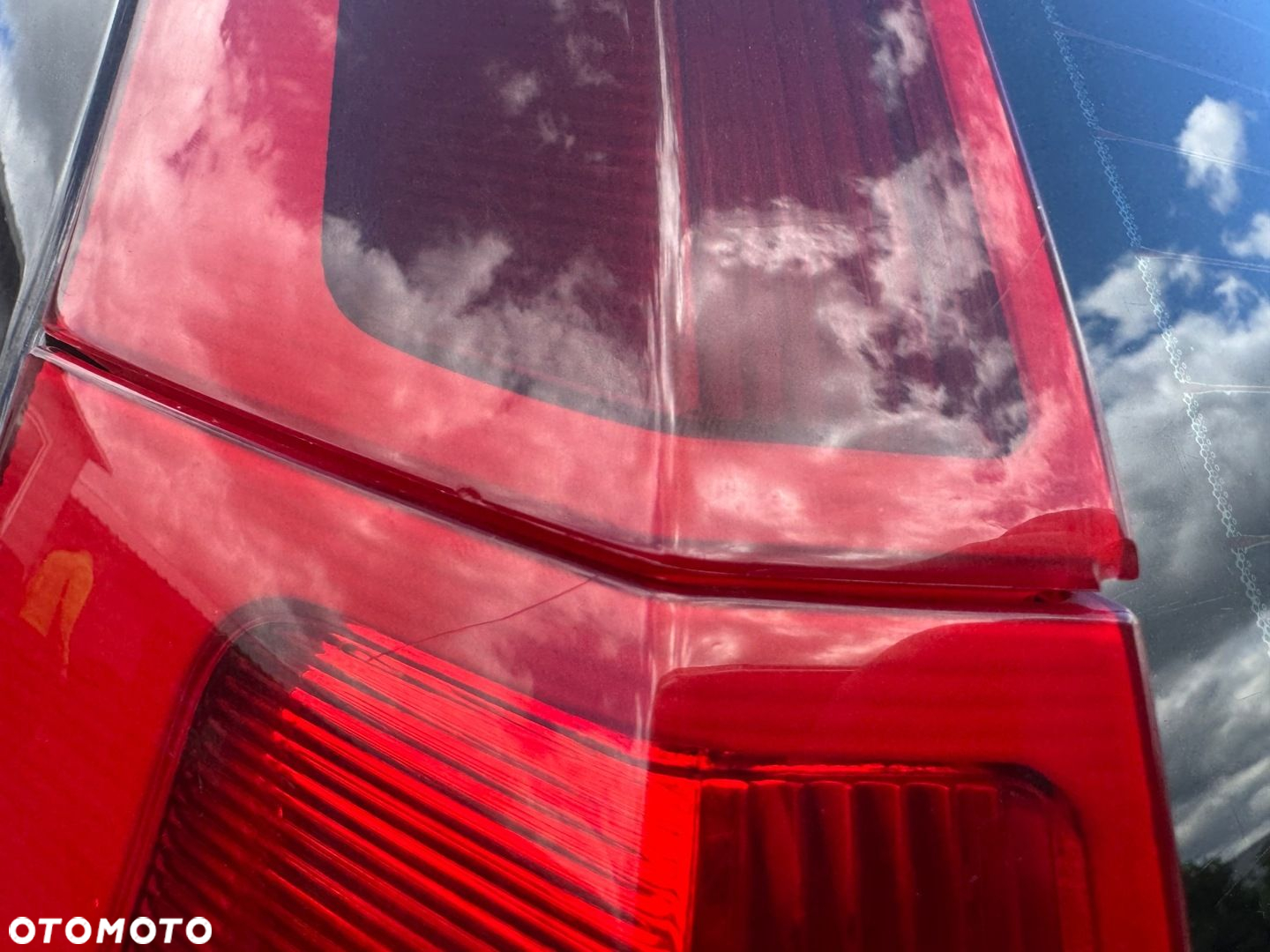 VOLVO XC90 I LAMPA LEWA TYLNA LEWY TYŁ - 3