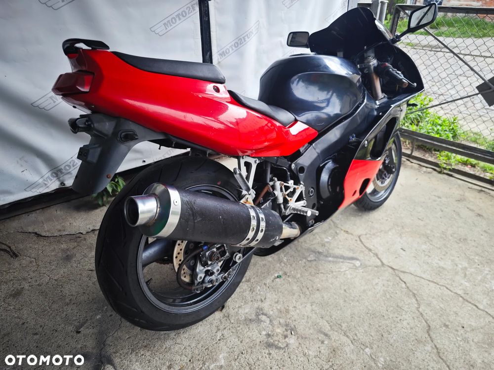 Kawasaki ZXR - 3