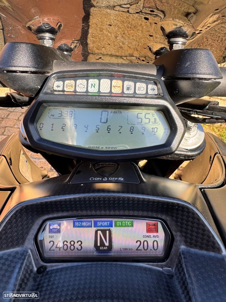 Ducati Diavel AMG - 22