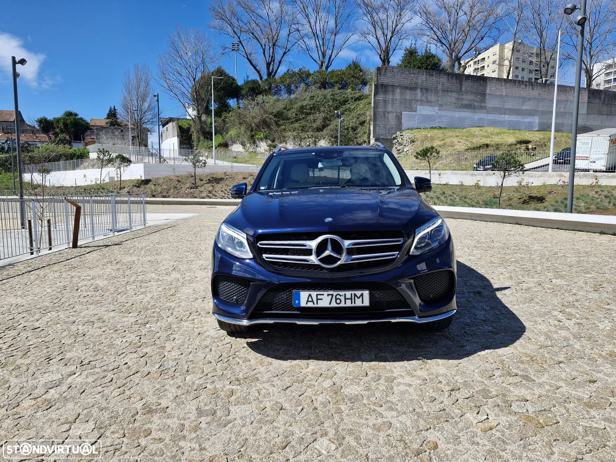Mercedes-Benz GLE 500 e 4-Matic - 3