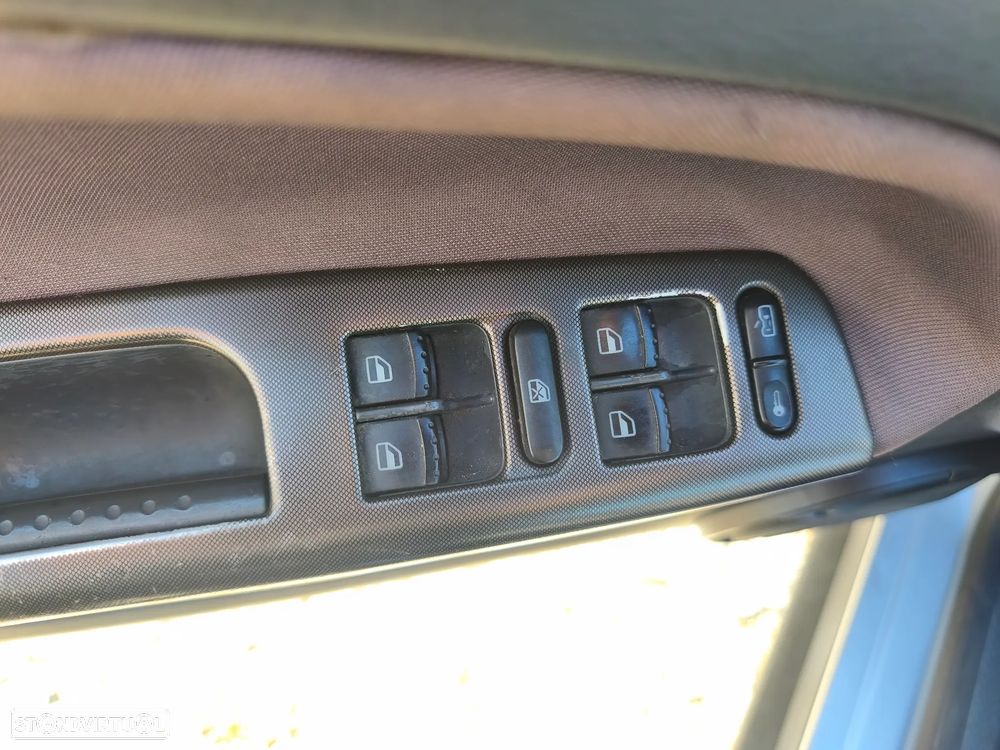 VW Passat Variant 1.9 TDi Comfortline - 8