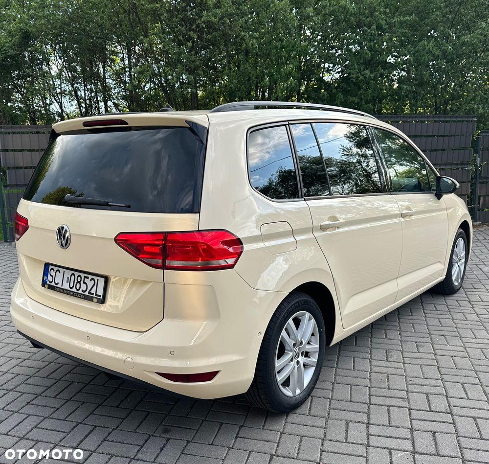Volkswagen Touran - 7