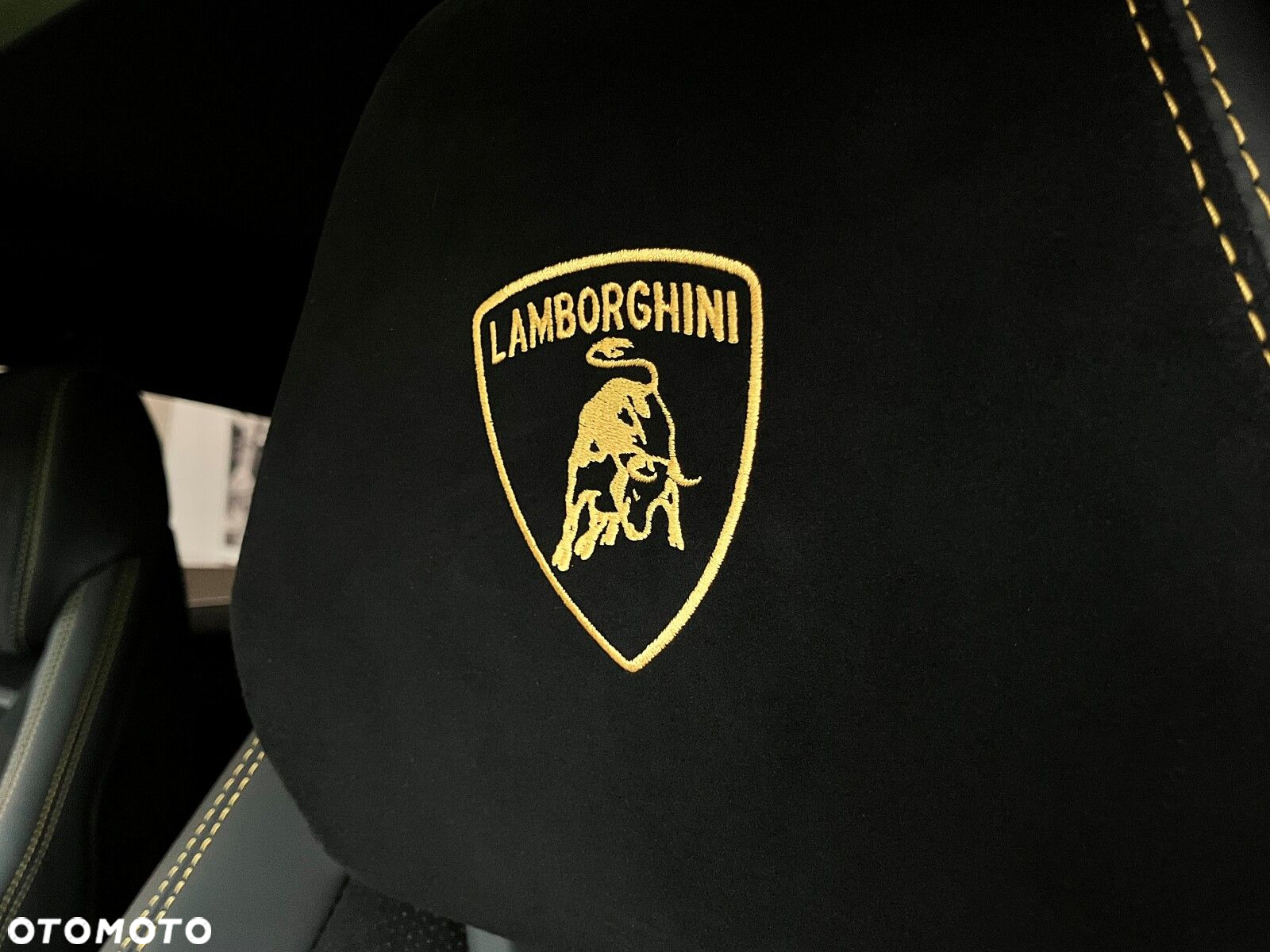 Lamborghini Urus - 28