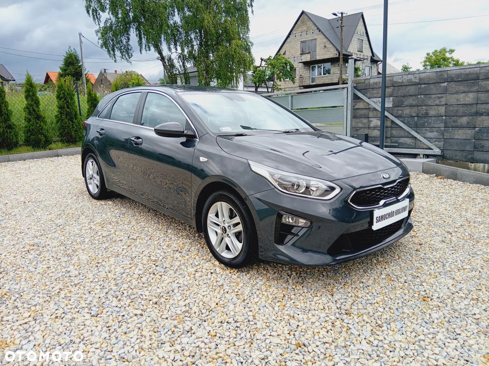 Kia Ceed 1.6 CRDi SCR M - 17