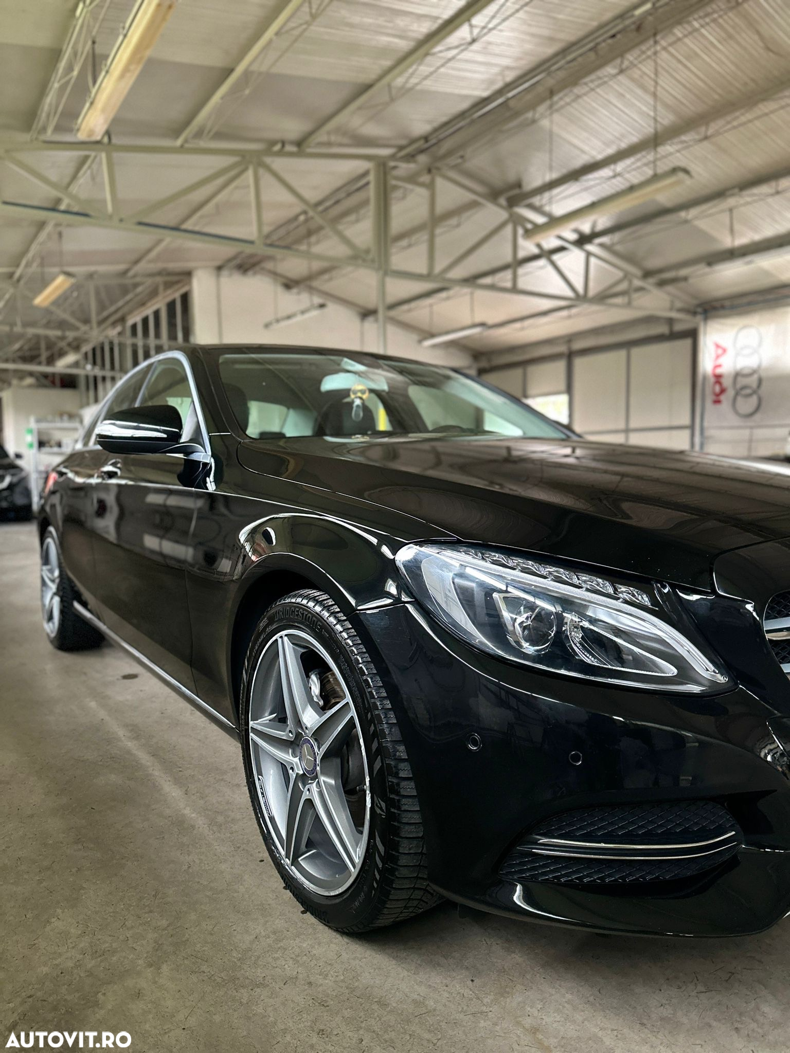 Mercedes-Benz C 220 d 4MATIC Aut. - 13