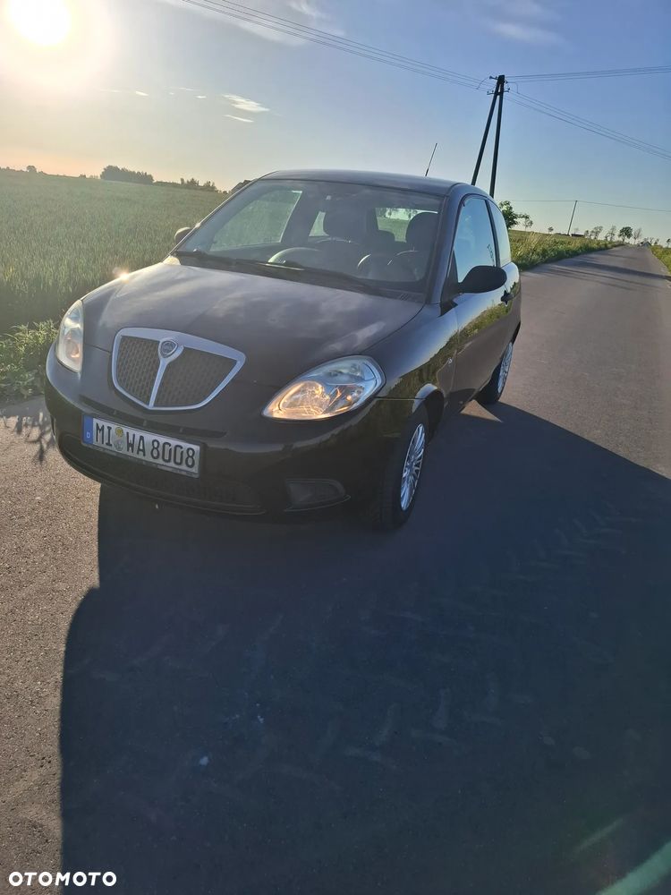 Lancia Ypsilon - 1