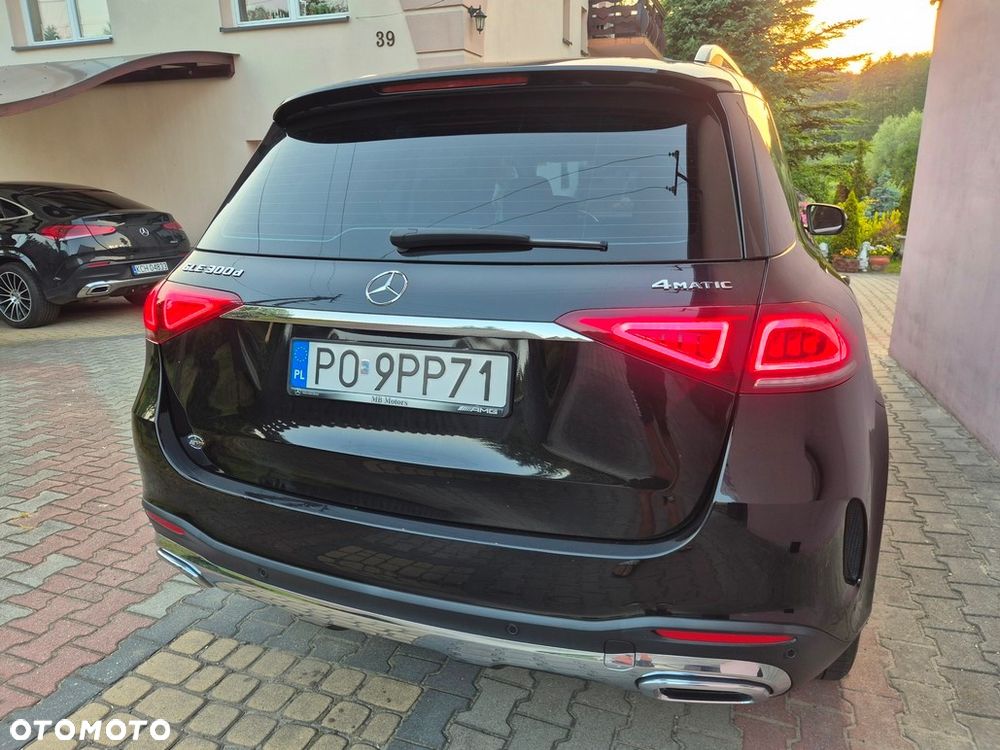 Mercedes-Benz GLE 300 d 4Matic 9G-TRONIC AMG Line - 8