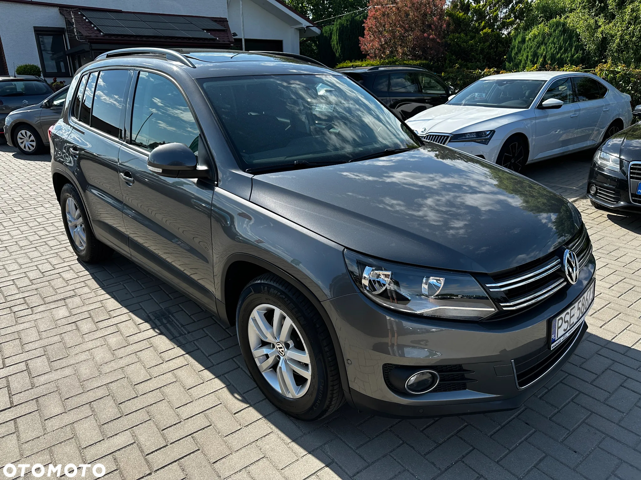Volkswagen Tiguan - 2