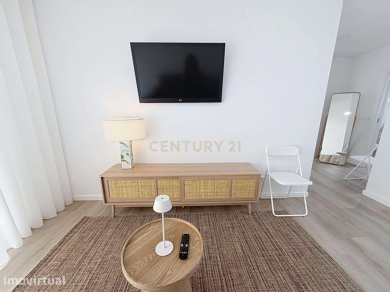 Apartamento T2 Novo - Arrendamento no Centro da Nazaré - Grande imagem: 3/25