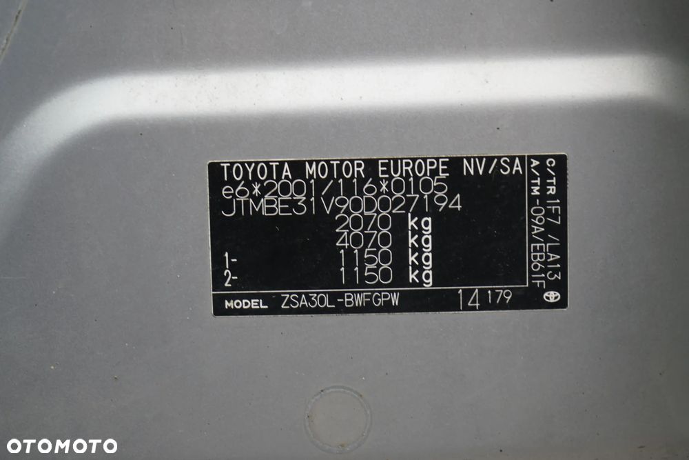 Toyota RAV4 2.0 VVT-i Premium - 35