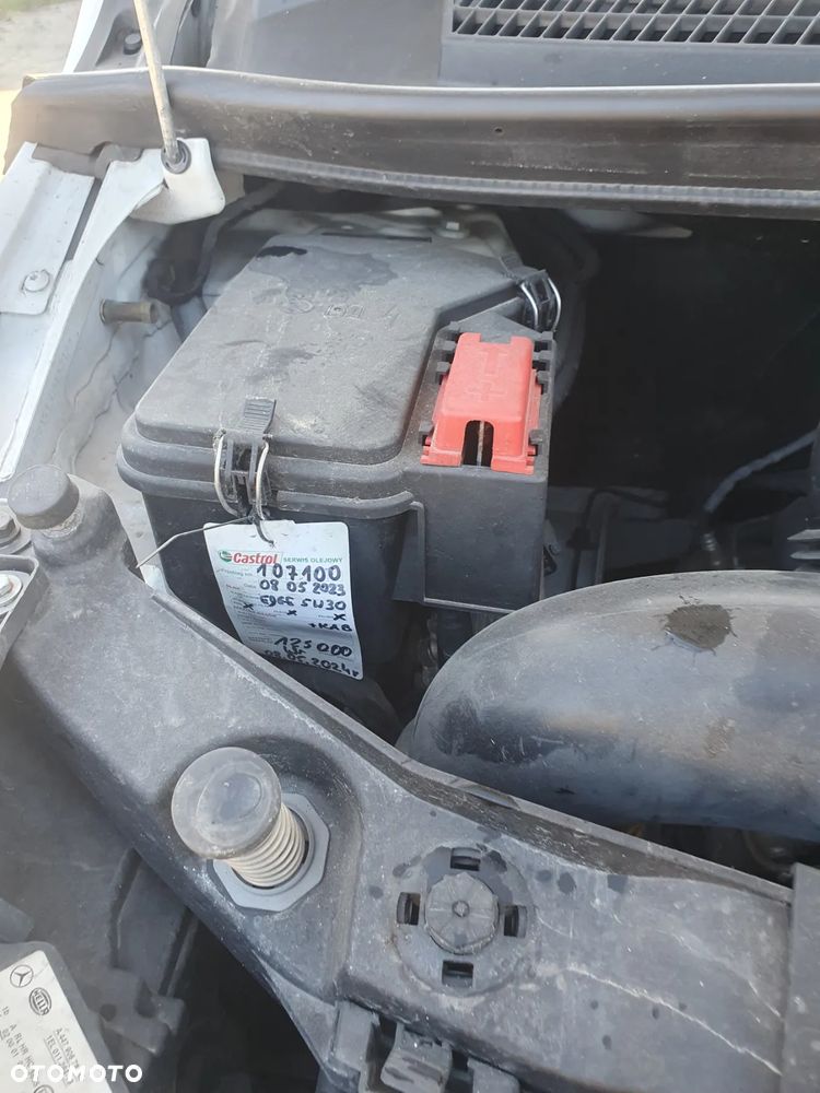 Mercedes-Benz VITO - 13