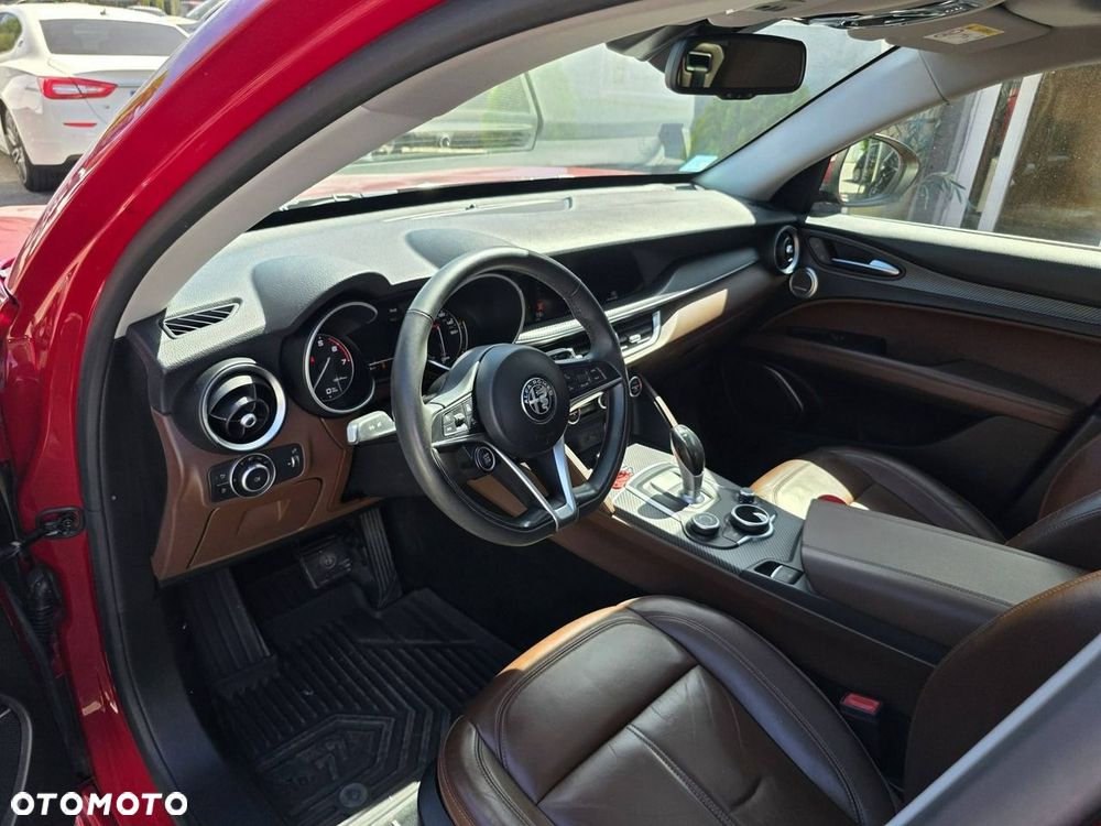 Alfa Romeo Stelvio 2.0 Turbo Super Q4 - 8