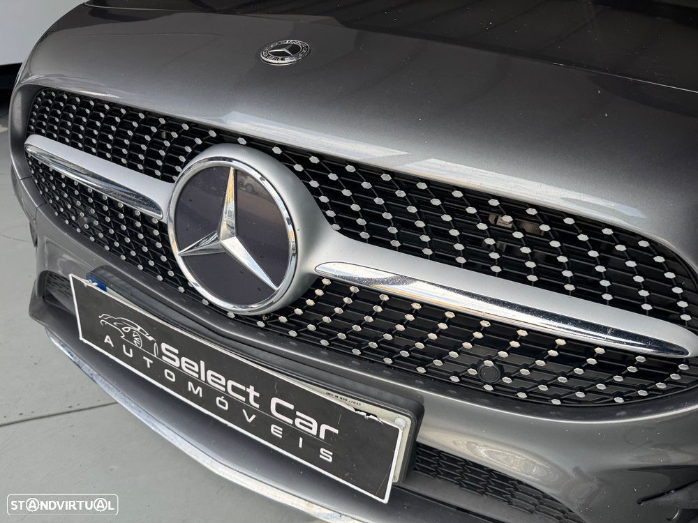Mercedes-Benz A 250 Limousine e AMG Line - 26