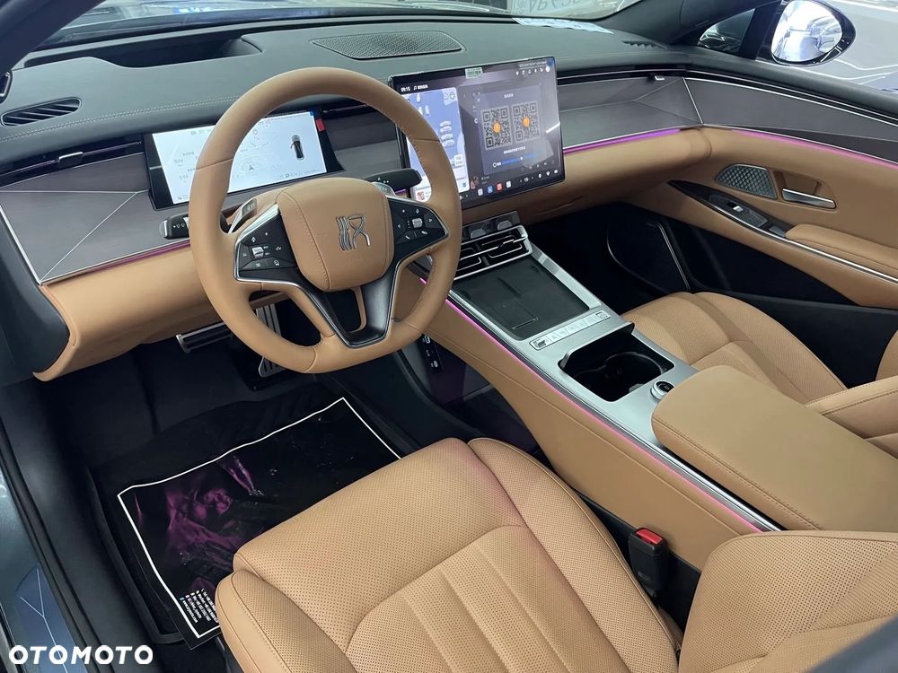 BYD Han L - 8