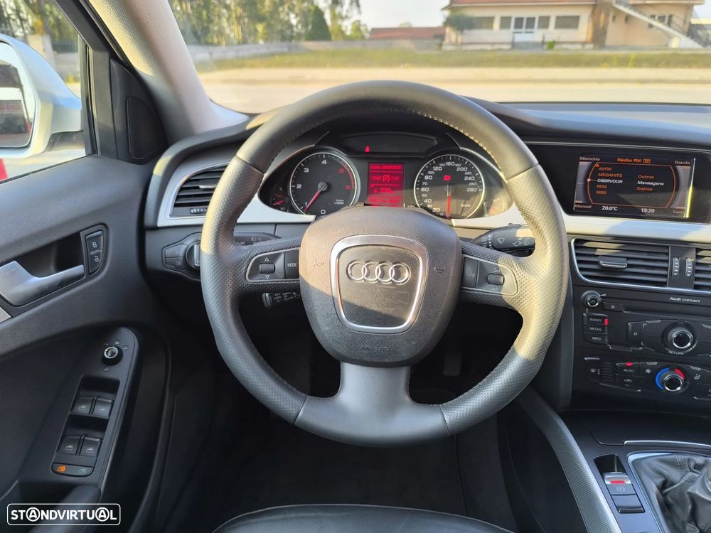 Audi A4 Allroad 2.0 TDI quattro Advance - 29