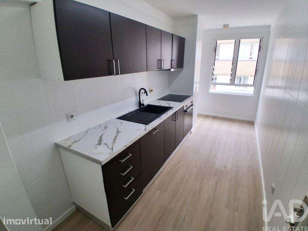Apartamento T3 em Baguim do Monte de 107 m2 - Grande imagem: 3/15