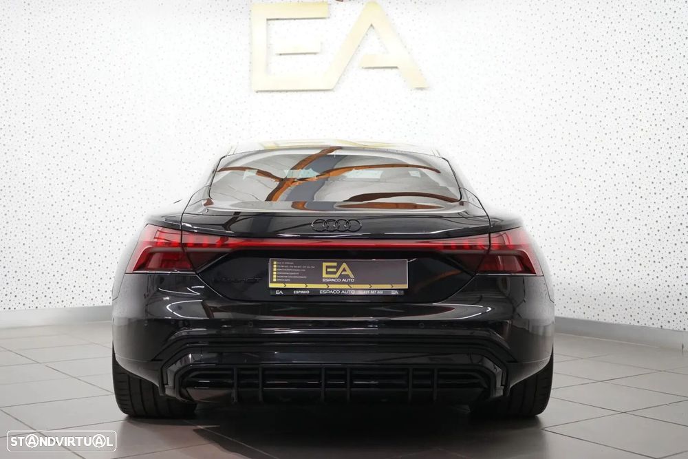 Audi e-tron GT - 5