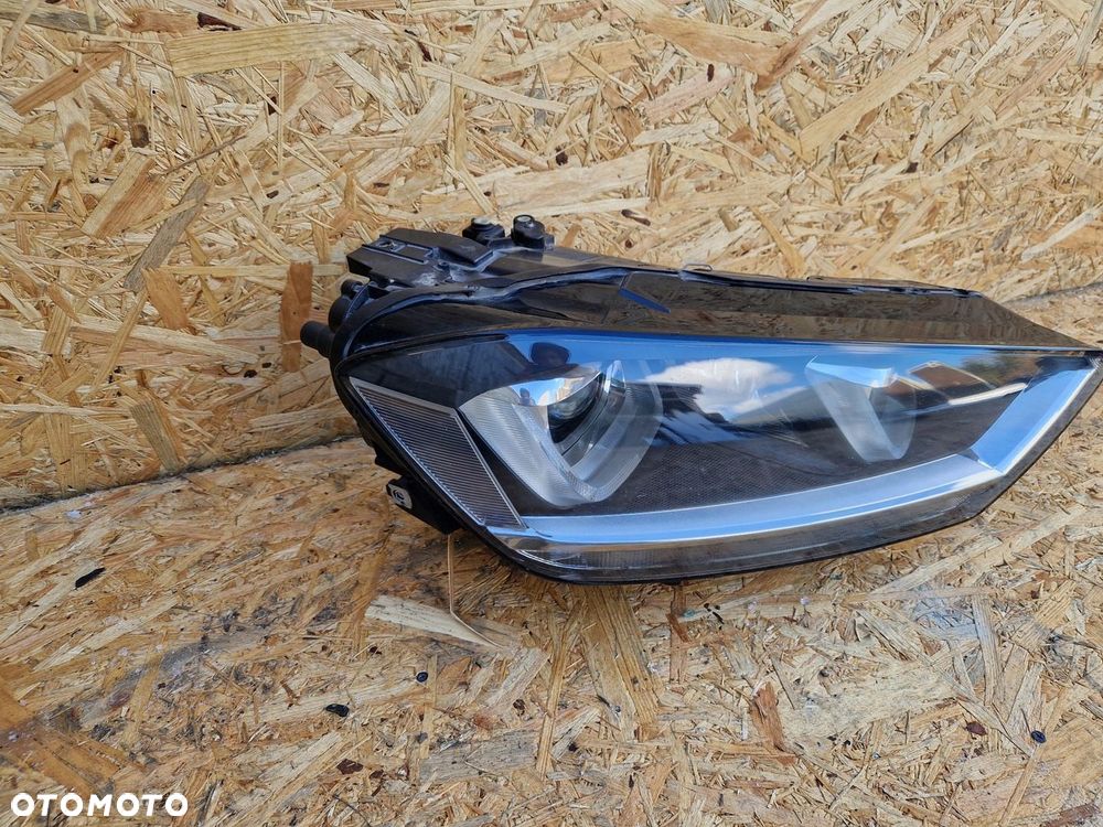 LAMPA PRAWA PRZÓD VW SPORTSVAN XENON - 3