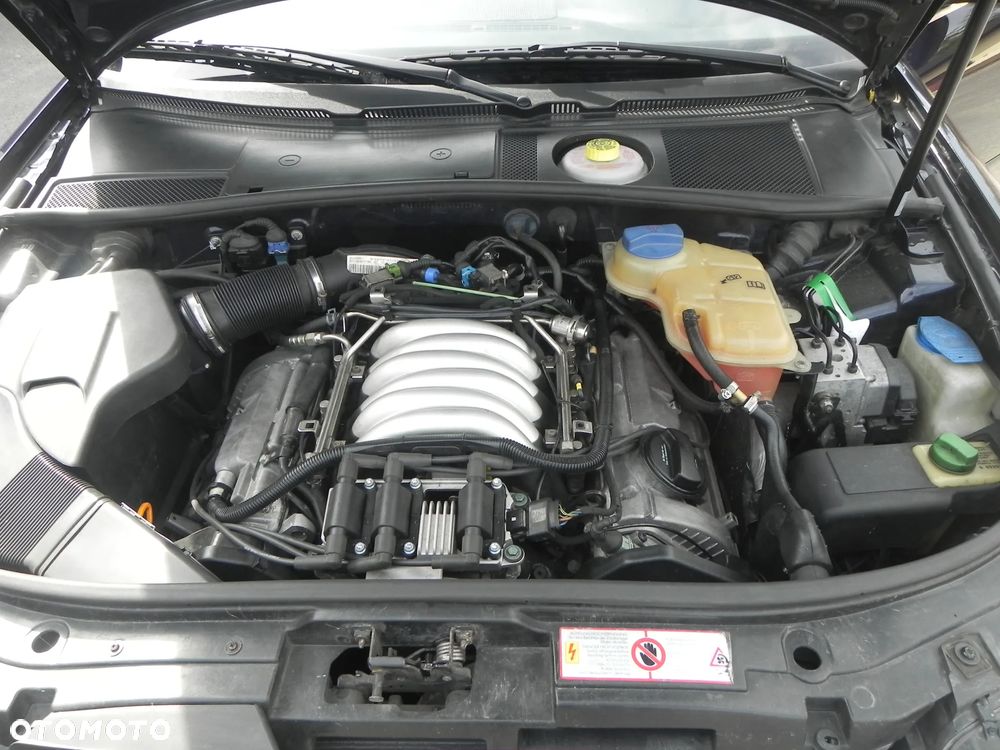 Audi A6 Limousine 2.4 - 31