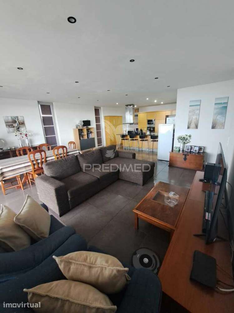 Moradia de um só piso, T3, de estilo moderno - Grande imagem: 2/12