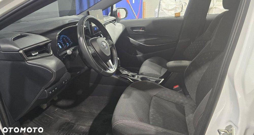 Toyota Corolla 1.8 Hybrid Comfort - 10