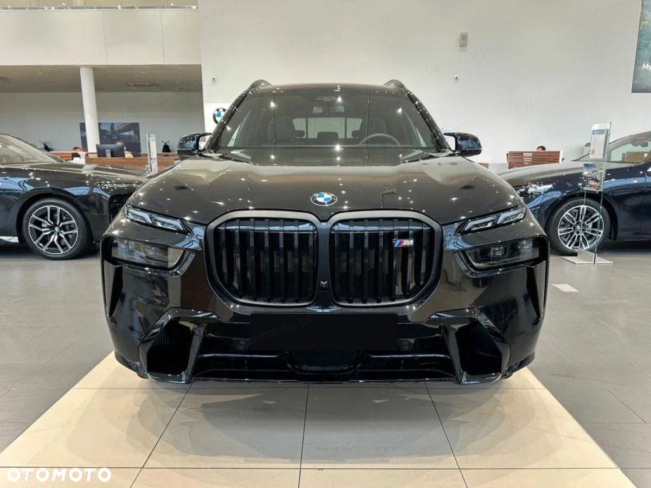 BMW X7 - 7