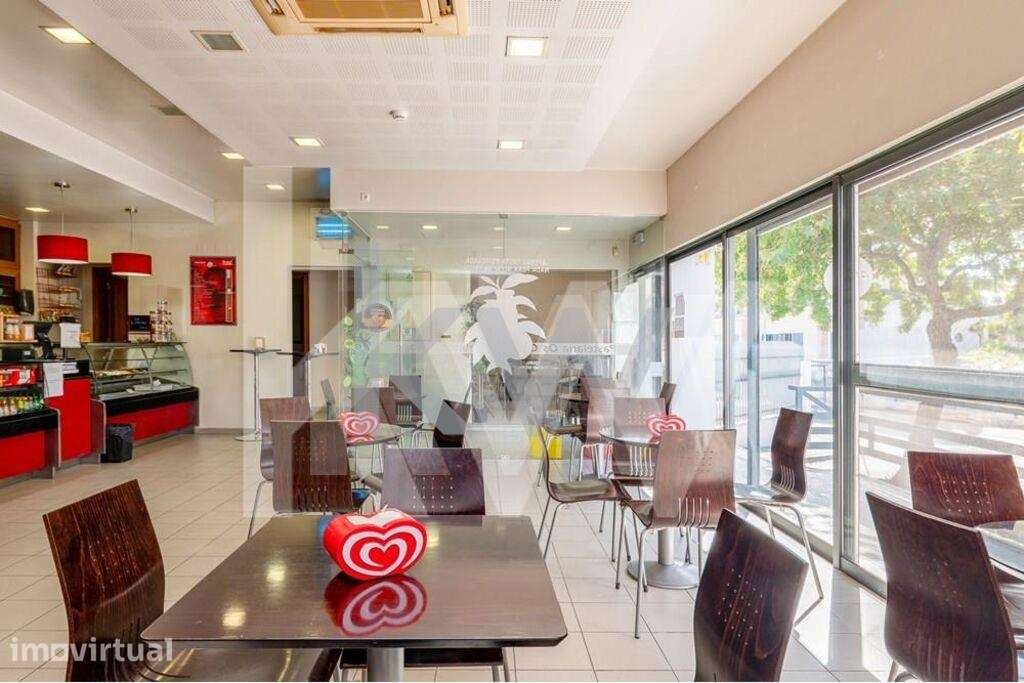 VENDE EDIFICÍO/MORADIA c/Pastelaria/Fábrica de Bolos EXCELENTE INVESTI - Grande imagem: 5/22